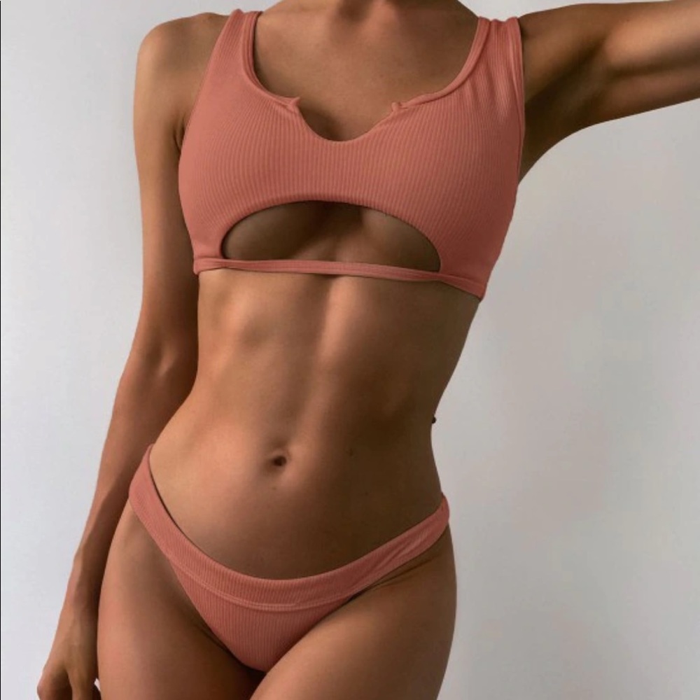 Zaful Ribbed Cutout Bikini